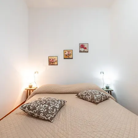 Gaia Holiday home *
